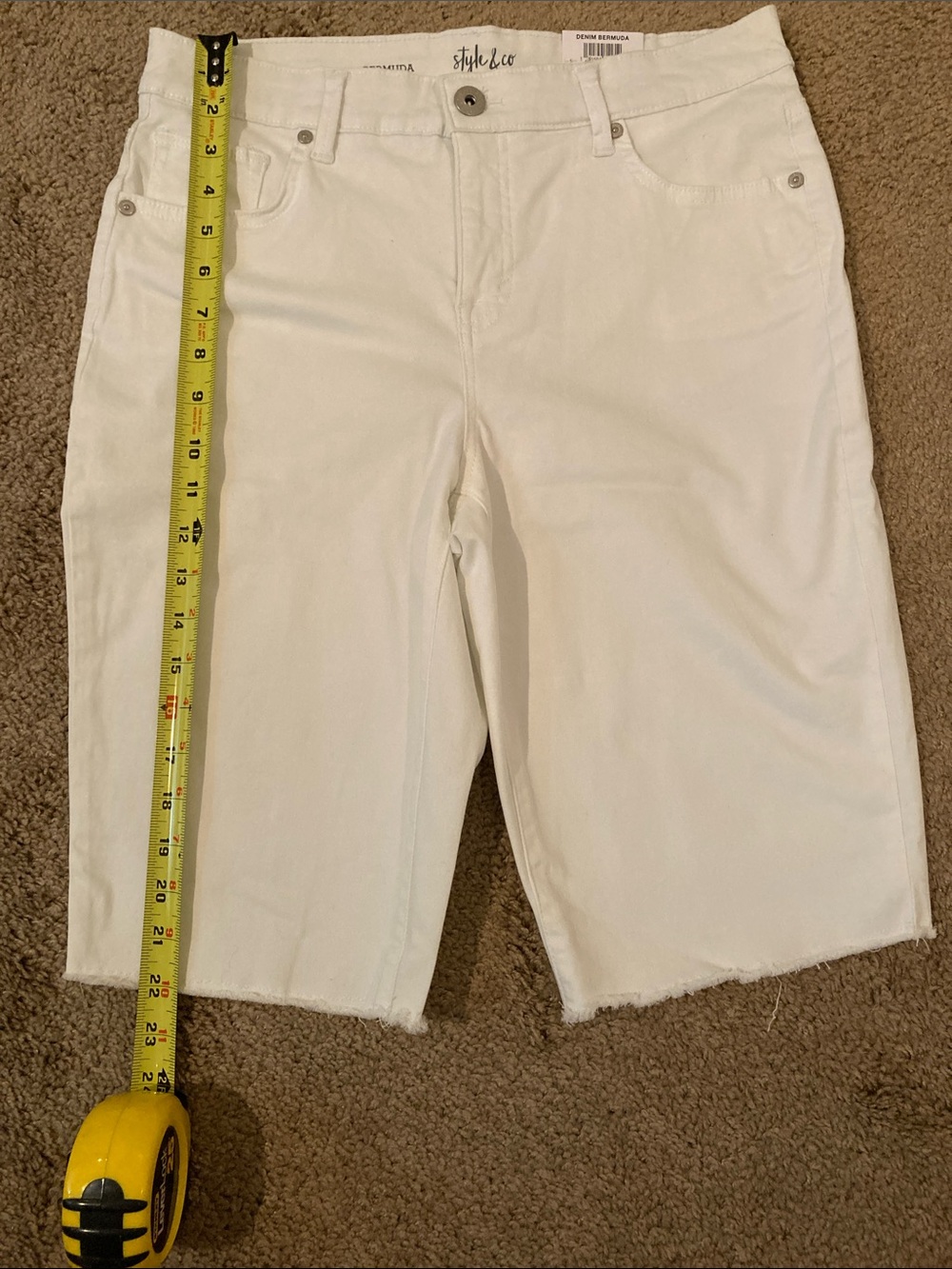 NWT Style & Co. White Bermuda Shorts with Raw Hem. Size 6